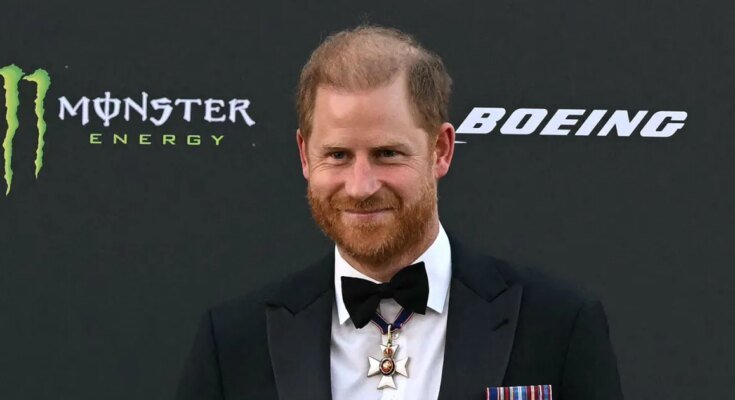Prince Harry makes his first official appearance in Great Britain after his move

 G trends