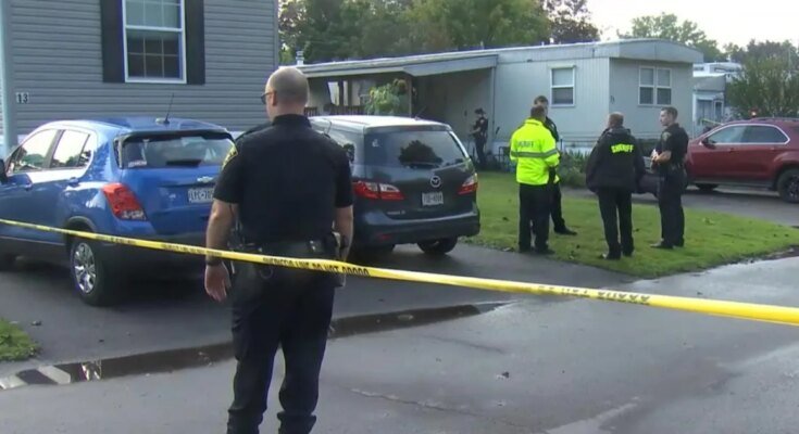 New York man charged with murder of mother who was stabbed to death

 G trends