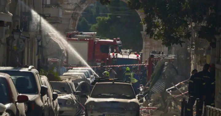 At least 2 were injured and 5 are missing after an explosion in Greece led to the collapse of a building – National

 G trends