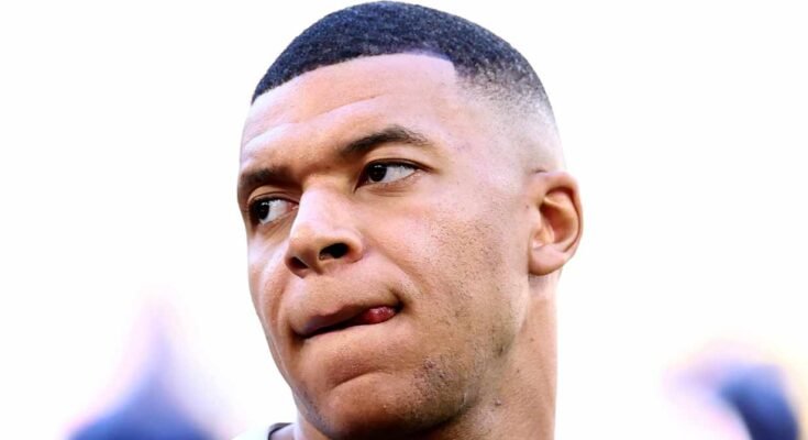 France coach Zidane issues update on Kylian Mbappé’s knee injury: “He’s not good”

 G Trends