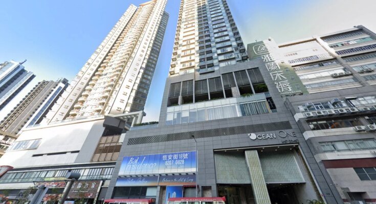 A man has been arrested for stealing Chanel, Hermès and Rolex bags worth HK0,000

 G trends